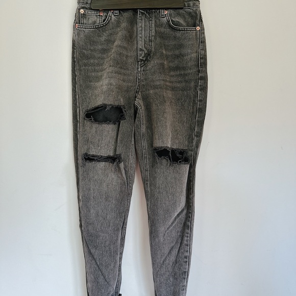 TOP SHOP - black/dark grey ripped TALL jeans - Picture 2 of 3
